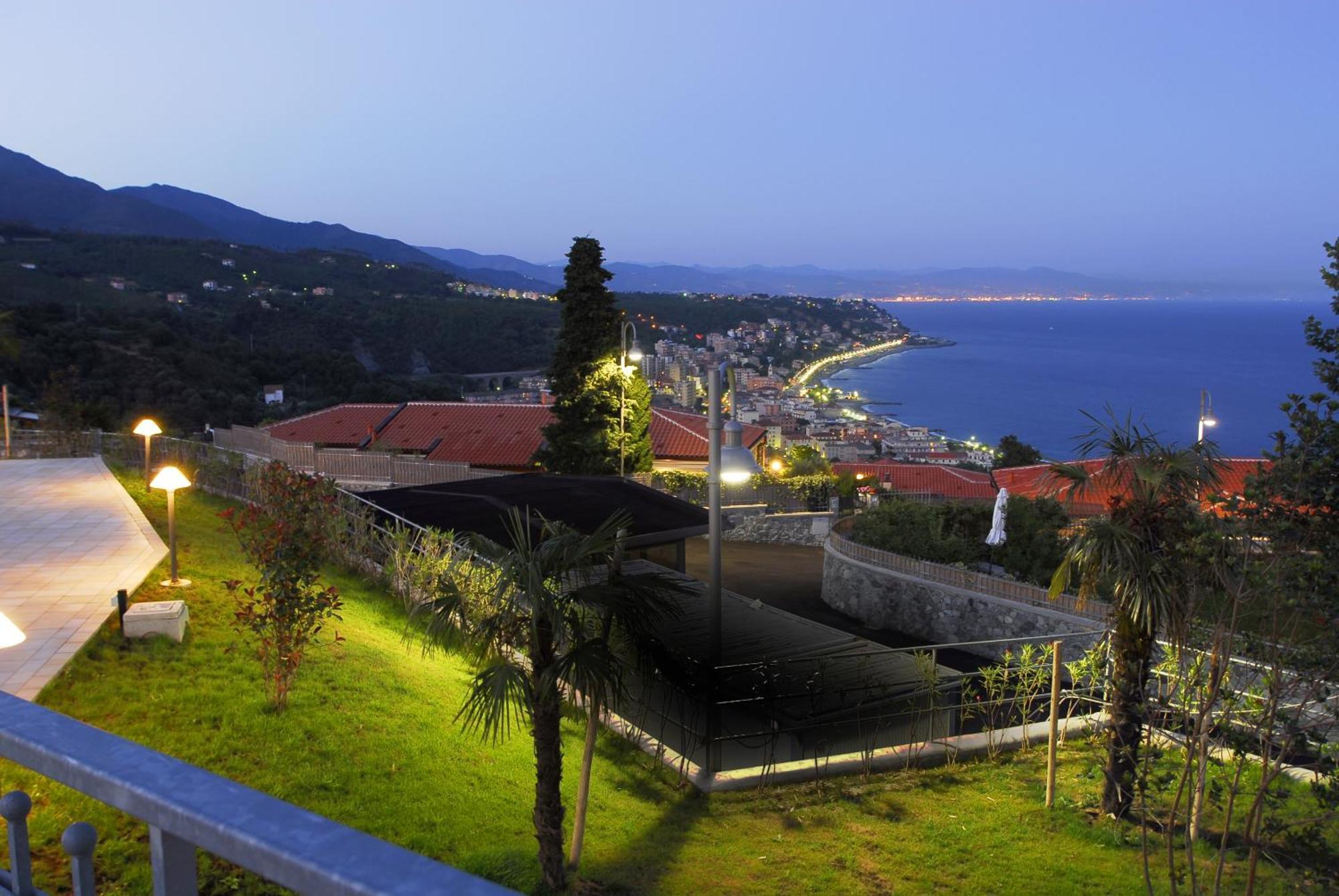 Residence Villa Beuca Коголето Екстер'єр фото
