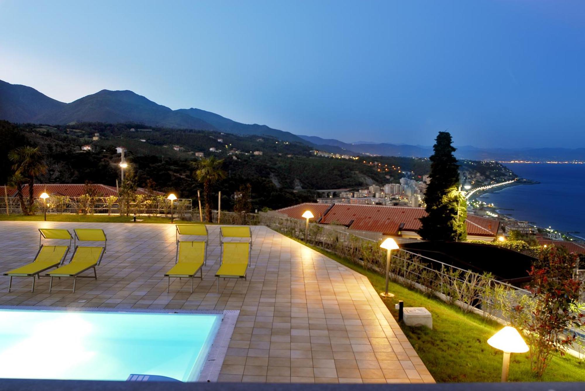 Residence Villa Beuca Коголето Екстер'єр фото